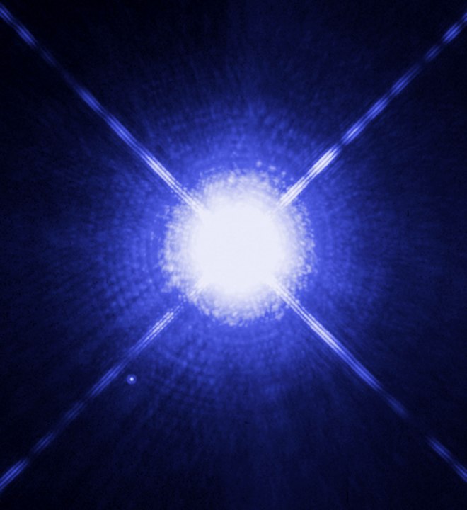 Ces cristaux bleus trouvés sur une météorite qui nous éclairent sur l’enfance du soleil - SCIENCE - NILE TV international